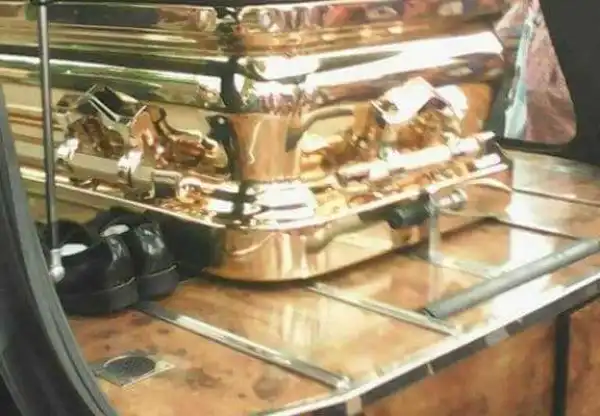 Nigerian billionaire, Emeka Offor causes stir as he buries father in N15m gold casket [PHOTOS]